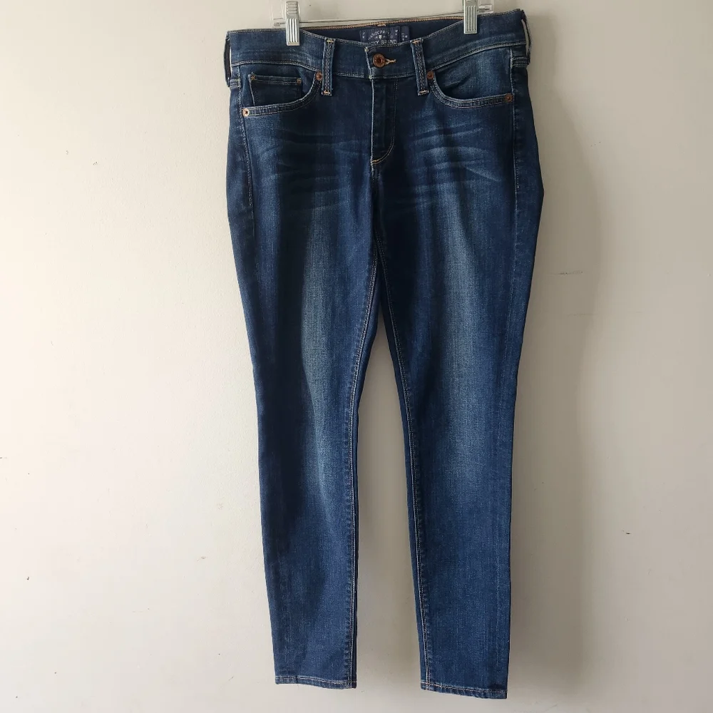 Lucky Brand Charlie Skinny Ankle Jeans 4/27